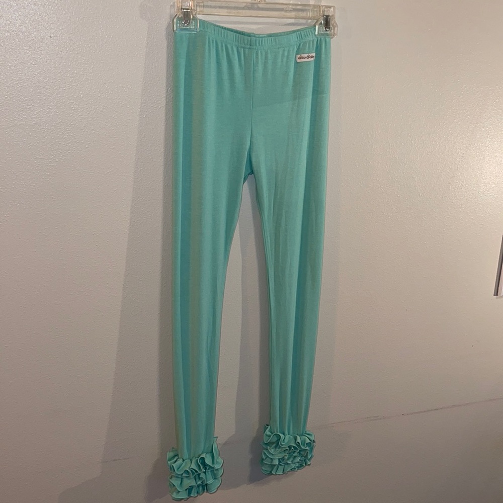 Girls Sew Sassy Ruffled Pants